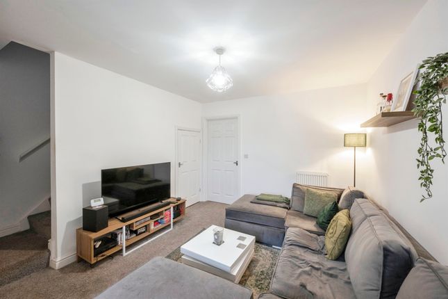 3, Greenfield Road, Doncaster photo 4