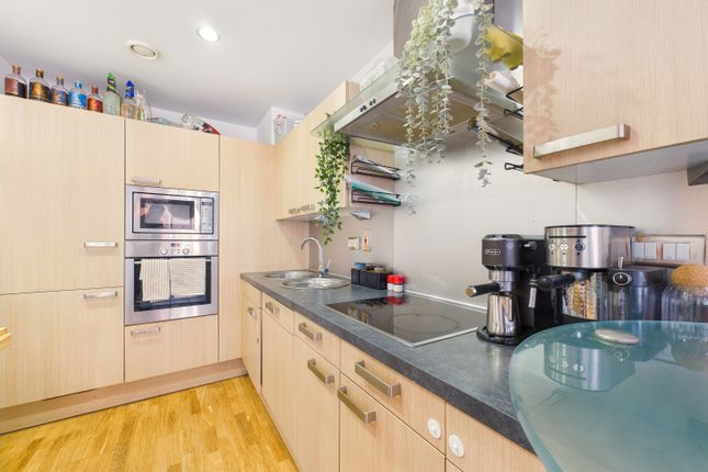 Flat 701, 2 Little John Street, Manchester photo 3