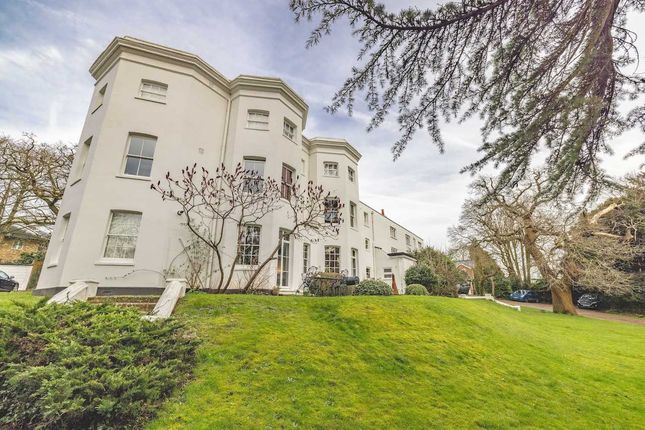 Flat for sale in Hill Farm Road, Taplow