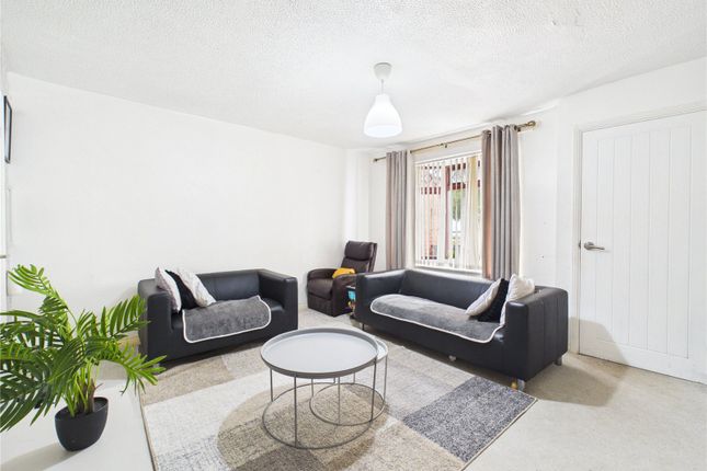 26, Hawksmoor Close, Bristol photo 4