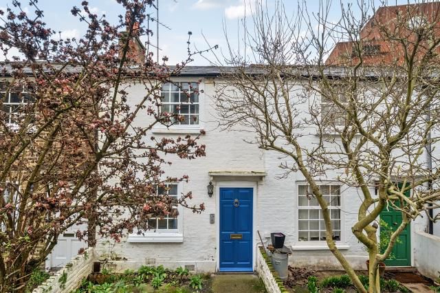 2-bed house on 4, Waterloo Place, Richmond, £600,000