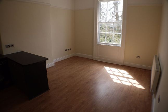 Apt 6, 25 Grove Park, Liverpool photo 4
