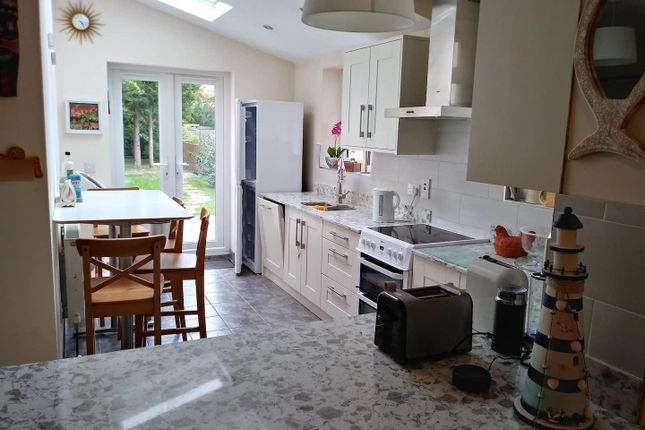 252, Shenley Road, Borehamwood photo 3