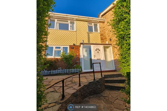 Brendon Avenue, Luton photo 2