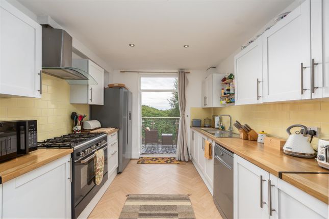 3-bed house on 74, Ysgol Street, Swansea, £180,000