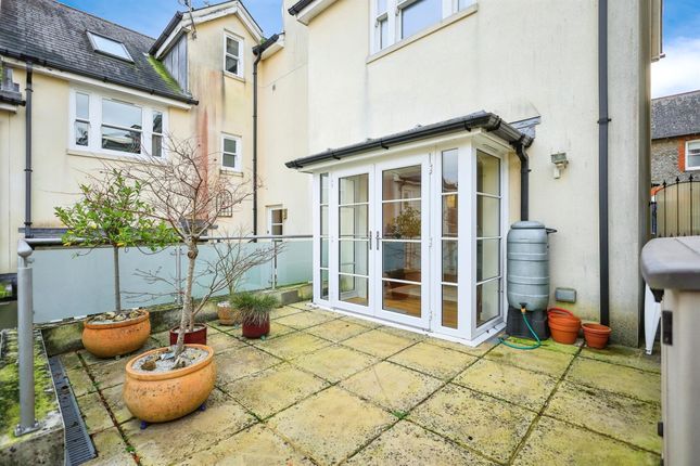 Town house for sale in Priory Street, Lewes