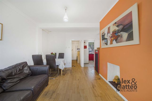 80, Cherry Garden Street, London photo 4