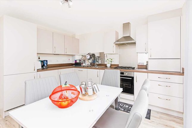 End terrace house for sale in Belvedere Avenue, Thornton View, Glasgow