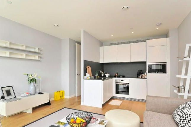 Flat for sale in Neo Bankside, Holland Street, South Bank