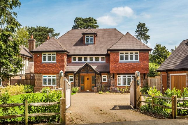 Detached house to rent in Westhall Road, Warlingham