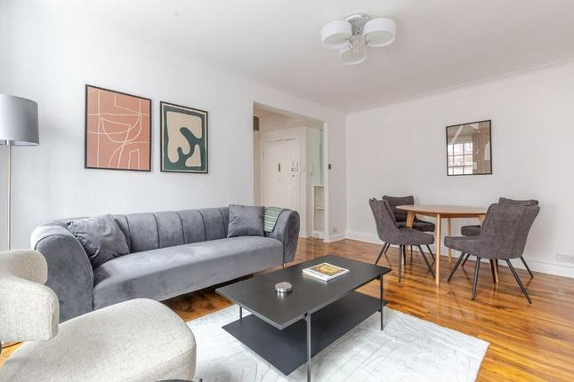 Flat 494, Park West, London photo 4