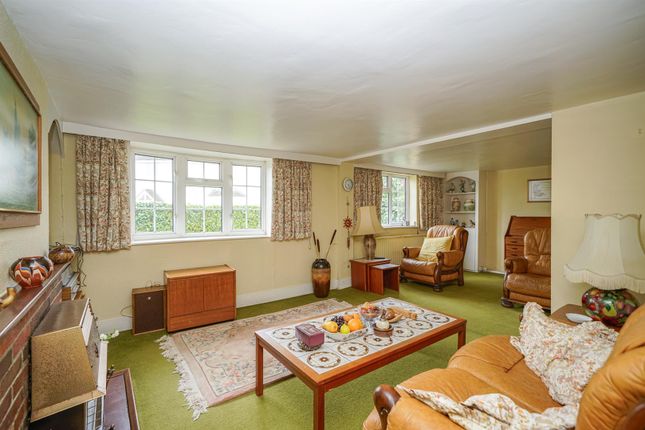 Laurel Cottage, Chapel Croft, Chipperfield photo 2