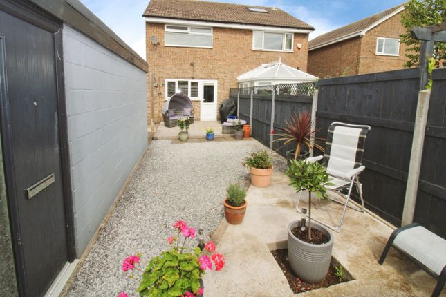 7, Ingleby Close, Hull photo 4