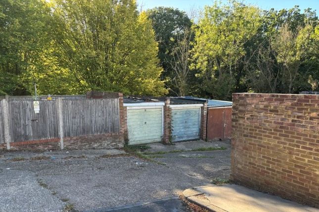 Garage 301 Osward Court Court Wood Lane,, Croydon photo 3