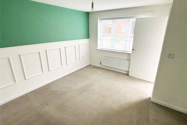 16, Marigold Place, Stafford photo 3