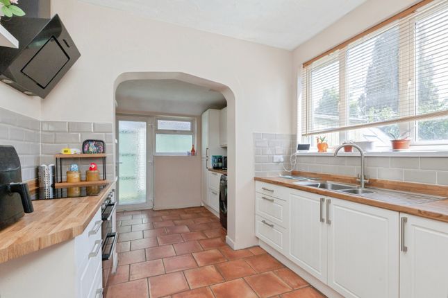 3, Thurnview Road, Leicester photo 5