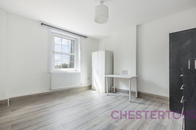 Thumbnail Flat to rent in Electric House, Bow Road