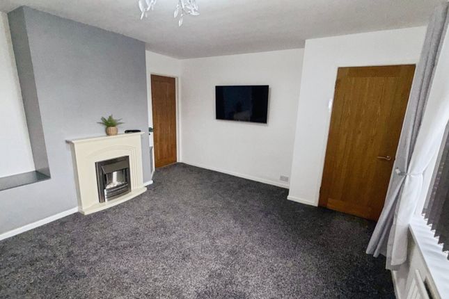 8, Coleridge Gardens, Stanley photo 4