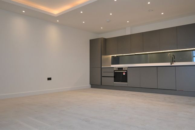 Thumbnail Flat for sale in Theodores Place, Stonehills, Welwyn Garden City