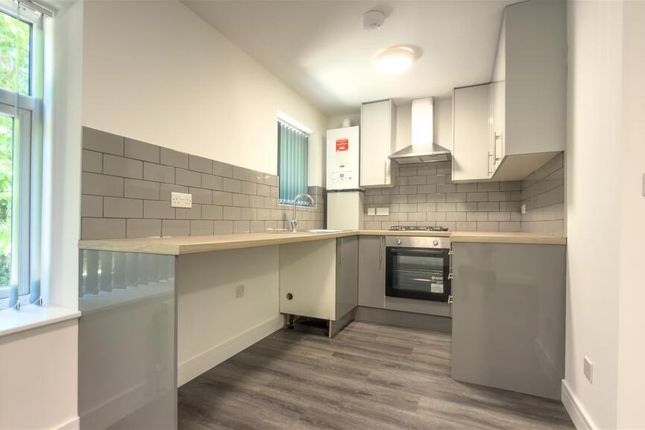 Green Drive, Southall photo 3