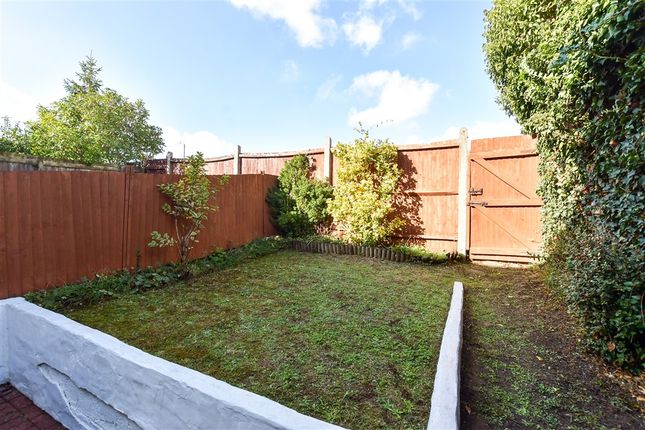 Stockbury Drive, Maidstone photo 2