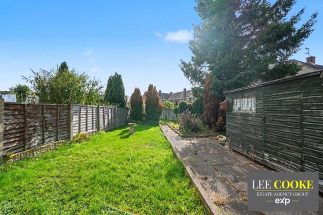 71, Parry Road, Wolverhampton photo 4