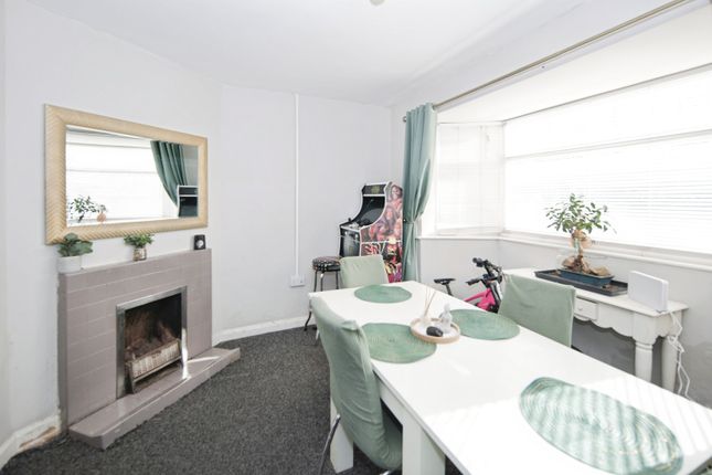 64, Gun Hill, Coventry photo 5