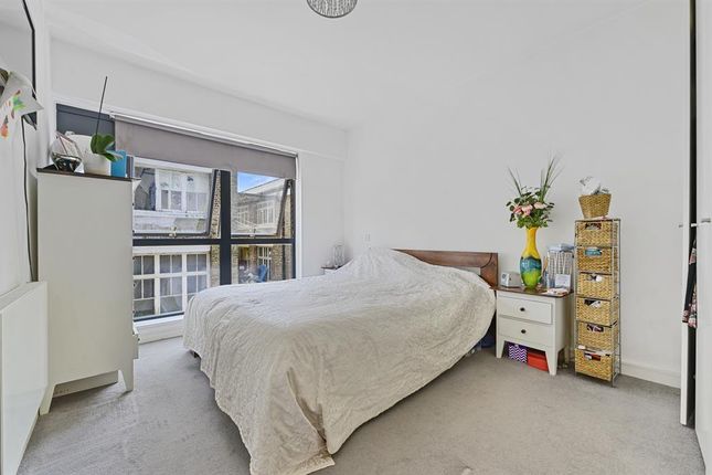 Flat for sale in Shelford Place, London