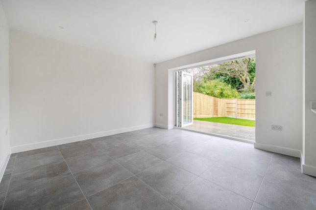 Plot 1 Centre Place, 135, Locks Road, Southampton photo 4