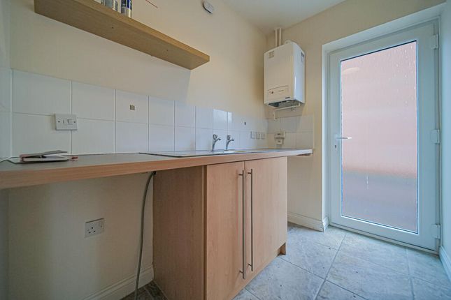 14, Park Road, Melksham photo 4