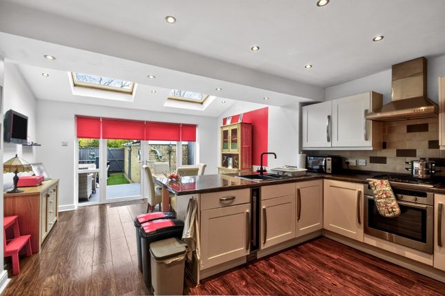 7, Electric Avenue, Harrogate photo 2
