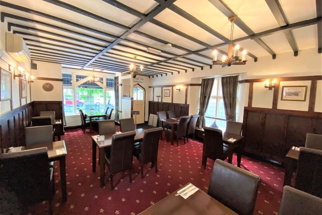 Restaurant/cafe for sale in The Avenue, Minehead