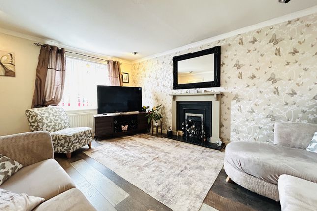 39, Brecken Way, Durham photo 3