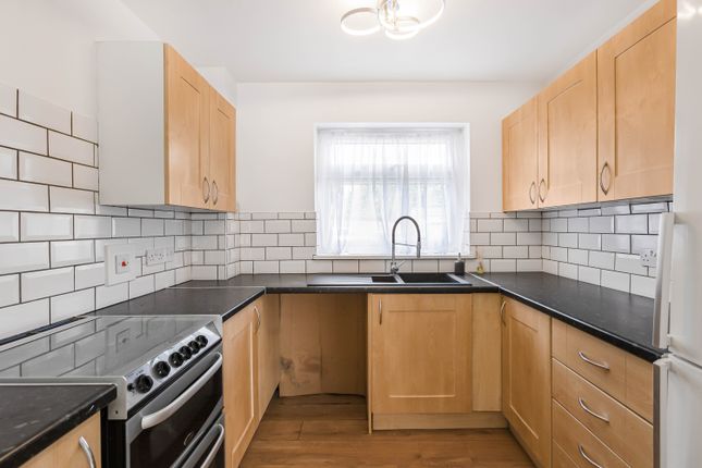 7, Kingscroft, Welwyn Garden City photo 3