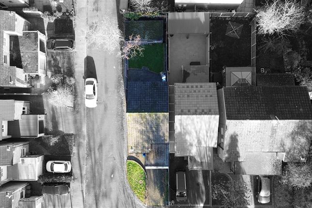11, Dove Close, Birmingham photo 2