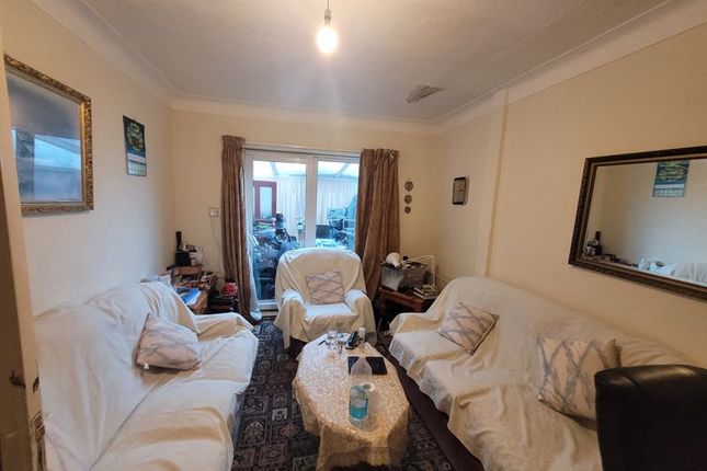 5, St. David Road, Wirral photo 3