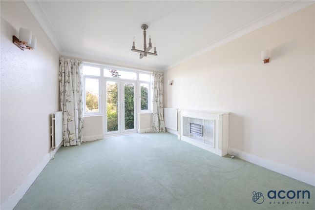 163, Valley Drive, London photo 4