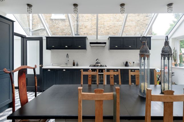 56 Clifford Gardens, London photo 4
