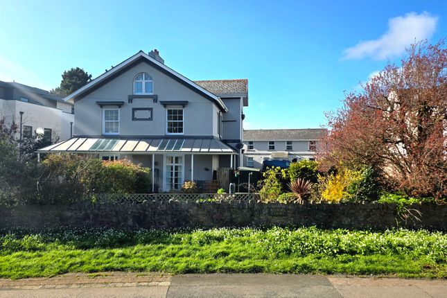 Flat 3, Bishops Court, Torquay photo 2