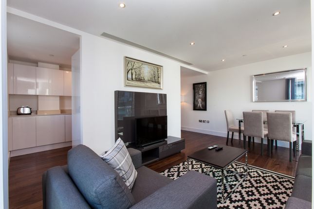 Thumbnail Flat for sale in Duckman Tower, Lincoln Plaza, Canary Wharf