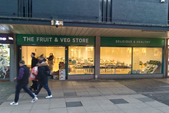 Retail premises to let in New Street, Huddersfield