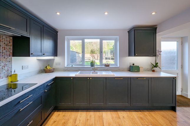 17, Elm Drive, Woking photo 4