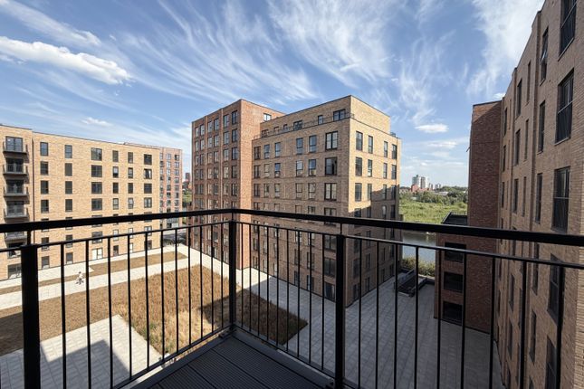 360 Grant Court, Block D Bridgewater Wharf, Salford photo 3