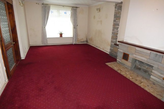 13, Martyns Avenue, Seven Sisters photo 2