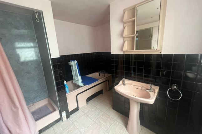 Terraced house for sale in Maescanner Road, Llanelli