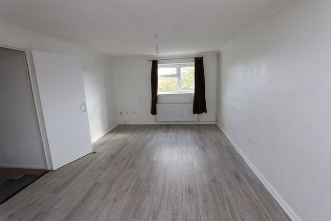 41, Duncan Court, Wellingborough photo 2