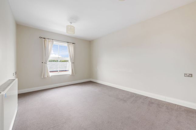 29 Mayott House Ock Street, Abingdon photo 2
