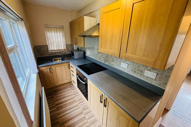 470 Kirkstall Road, Leeds photo 4