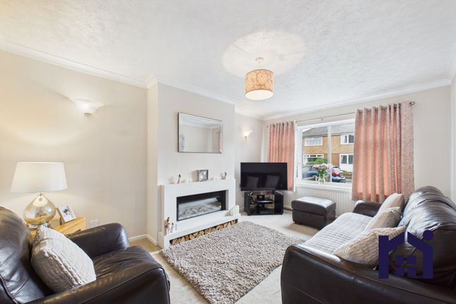 33 Windsor Road, Chorley photo 2