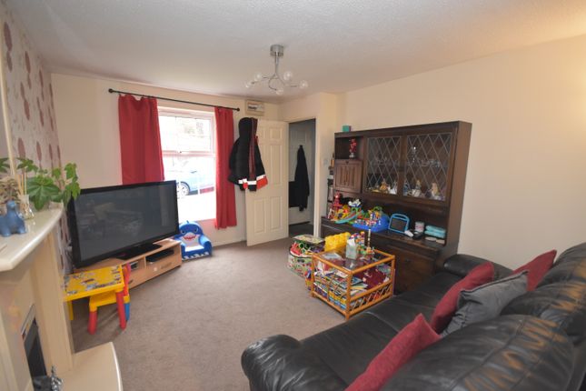 16, Elm Close, Whitchurch photo 4